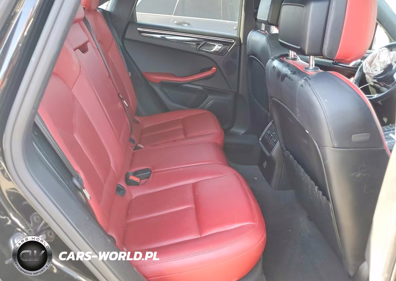 2018 Porsche Macan VIN:WP1AA2A59JLB00104 - 11