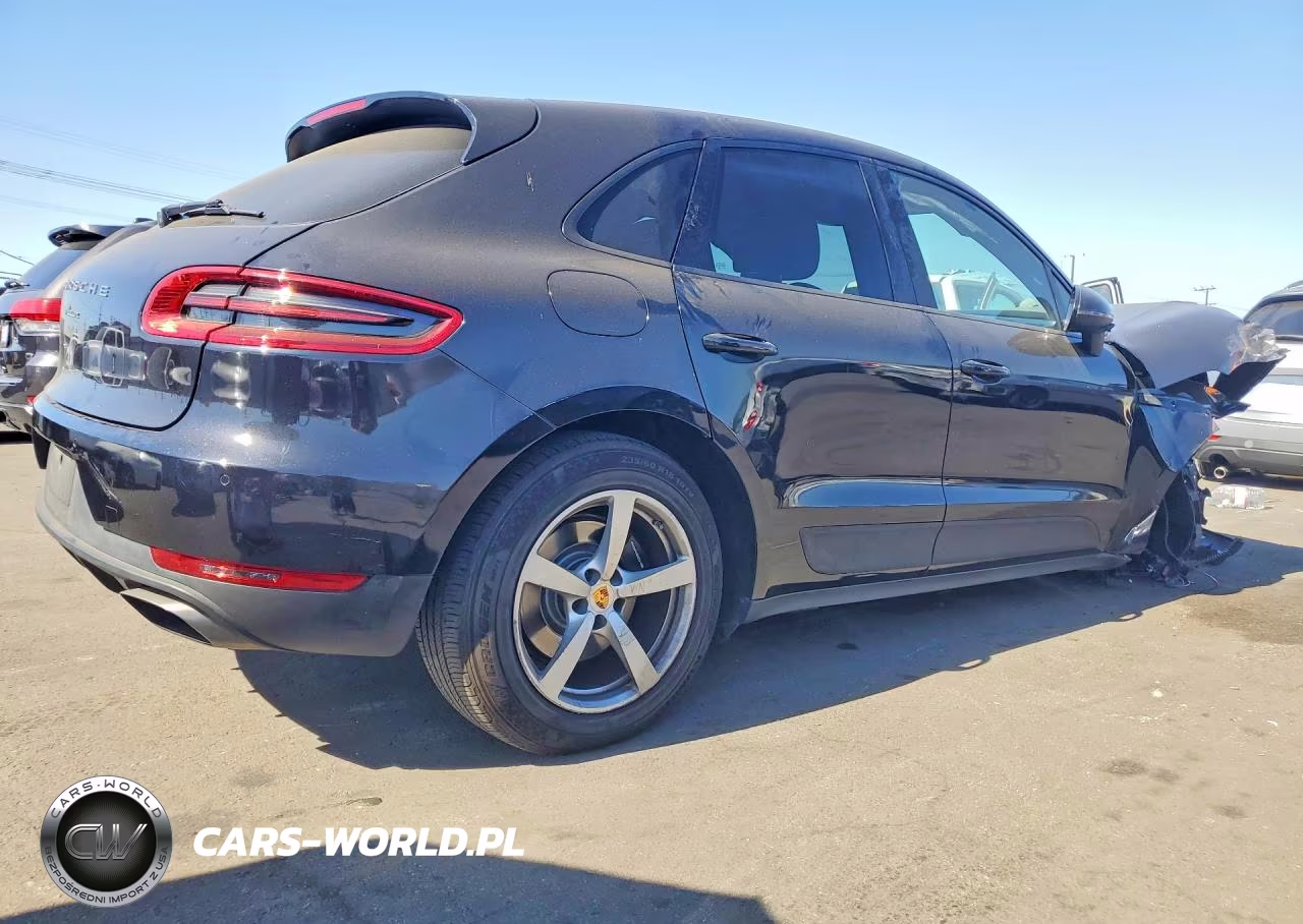2018 Porsche Macan VIN:WP1AA2A59JLB00104 - 3