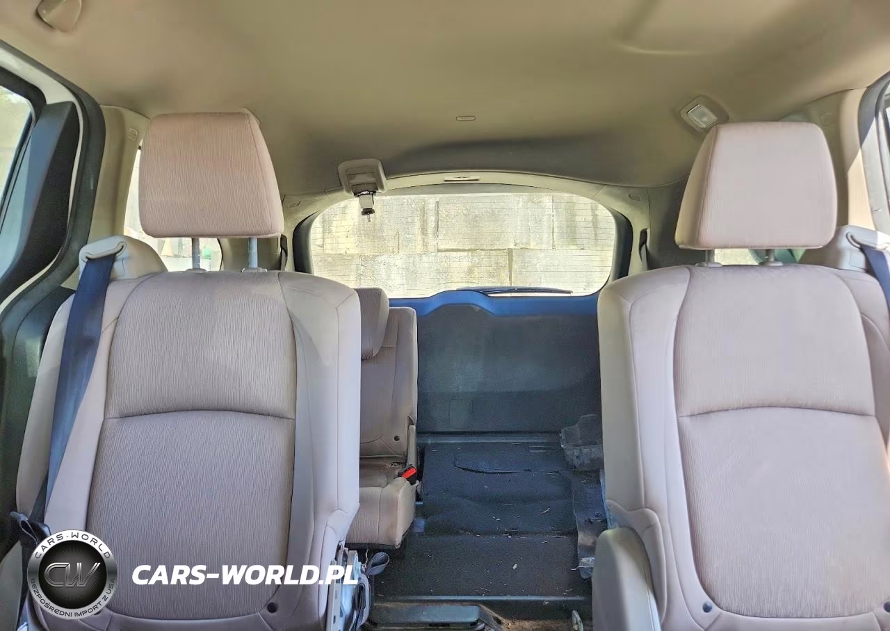 2018 Honda Odyssey Lx VIN:5FNRL6H26JB110805 - 10