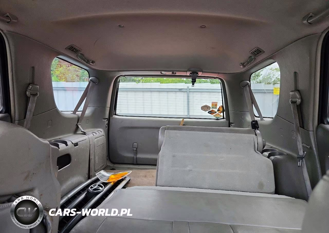 2004 Toyota Sequoia Sr5 VIN:5TDBT44A64S226301 - 10