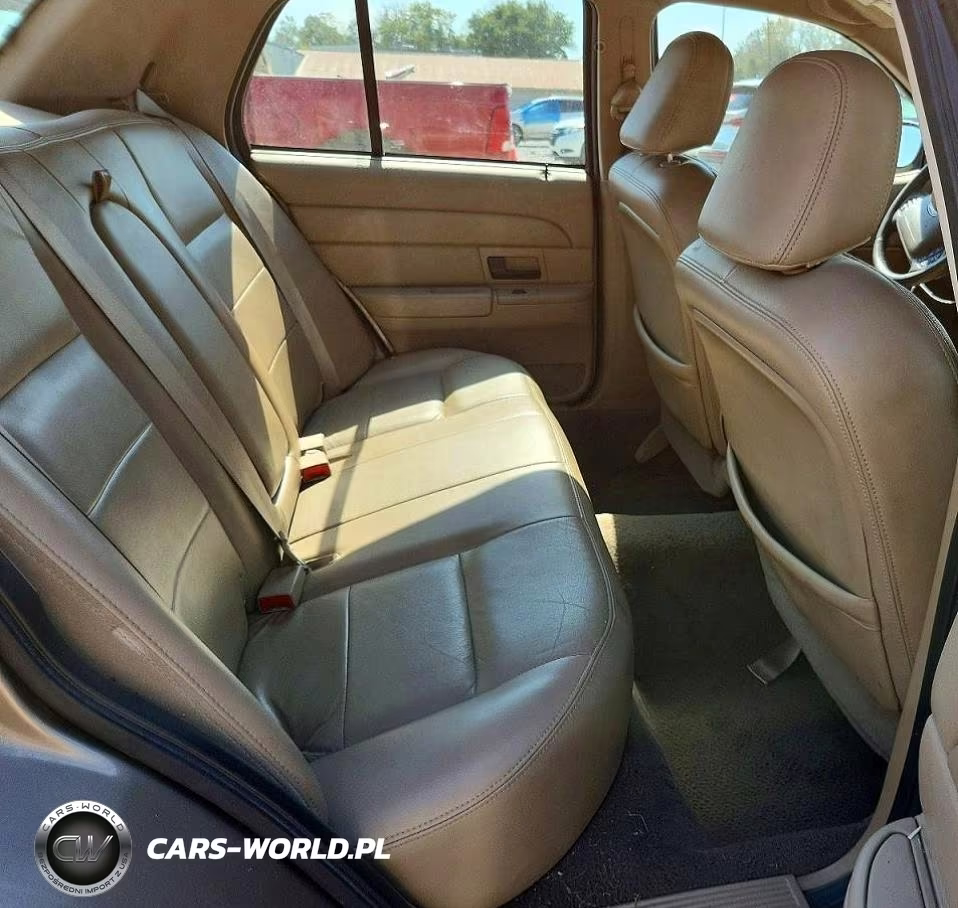 2004 Ford Crown Victoria Lx VIN:2FAFP74W64X115681 - 10