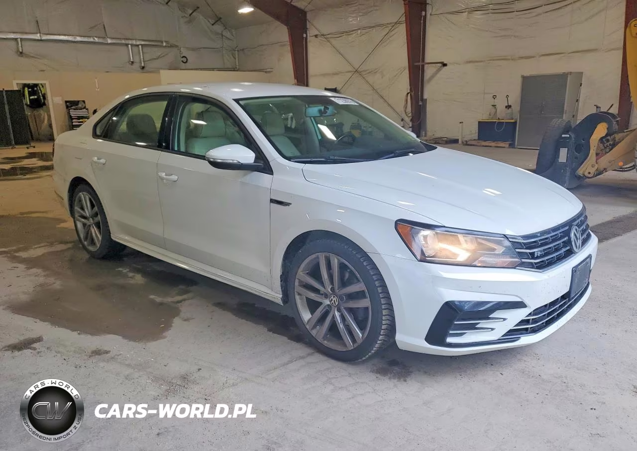 2018 Volkswagen Passat S VIN:1VWAA7A30JC008227 - 4