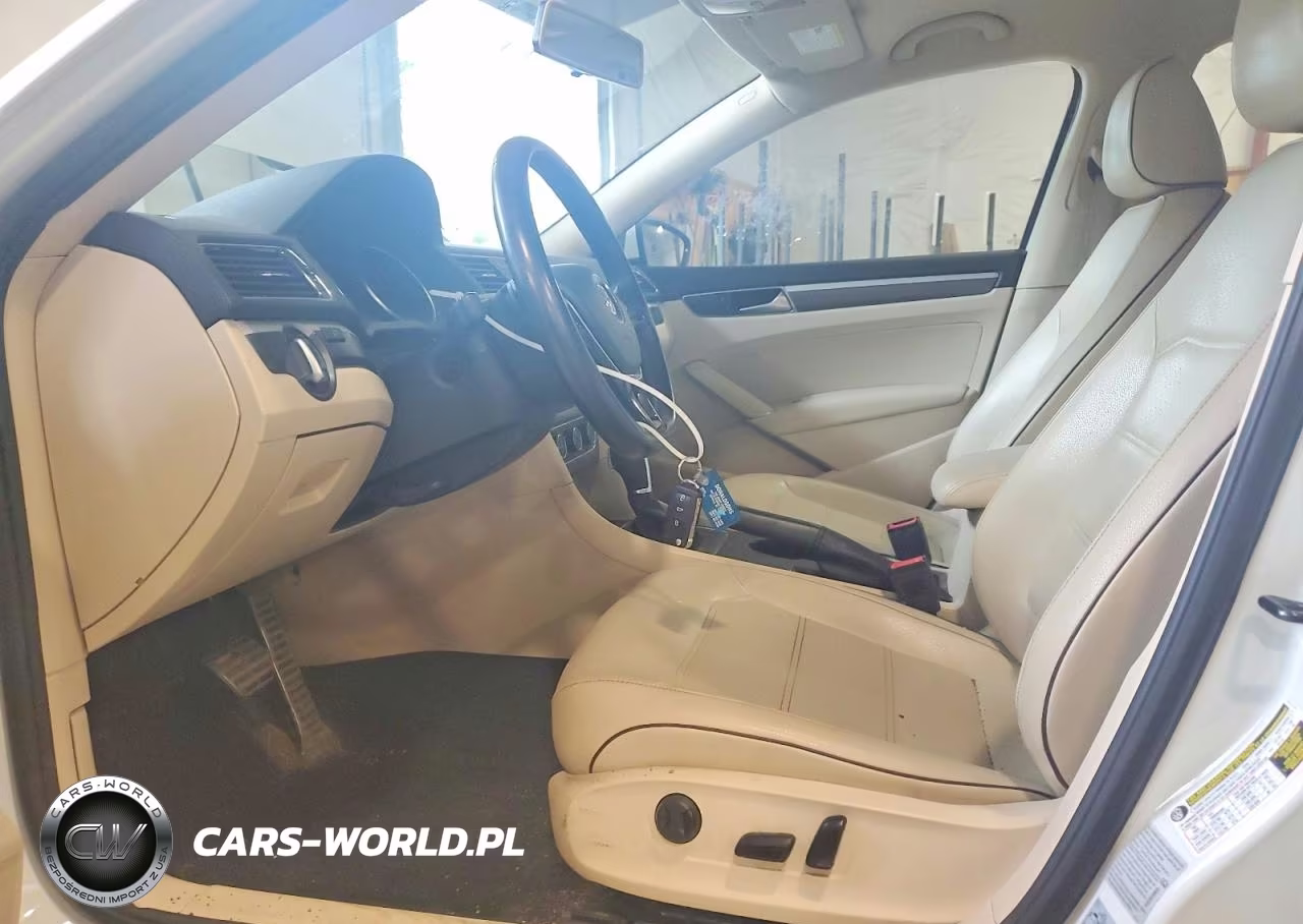 2018 Volkswagen Passat S VIN:1VWAA7A30JC008227 - 7