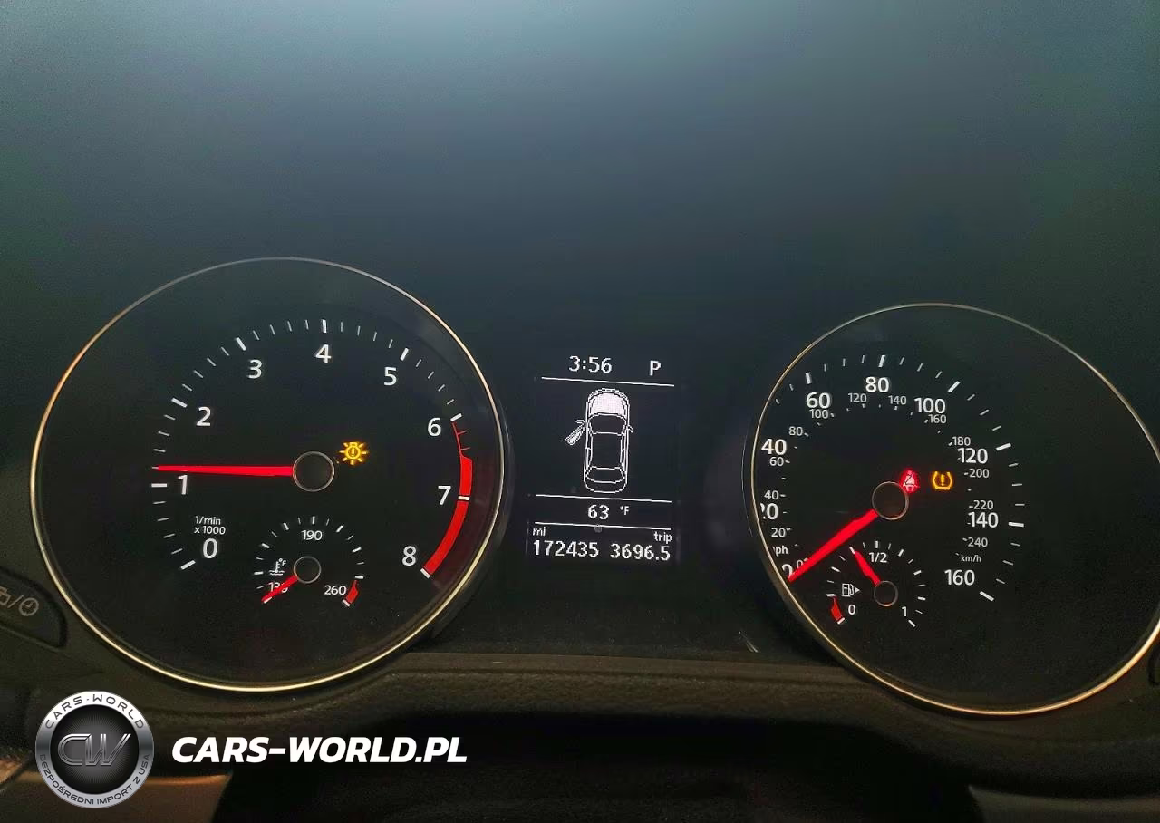 2018 Volkswagen Passat S VIN:1VWAA7A30JC008227 - 9