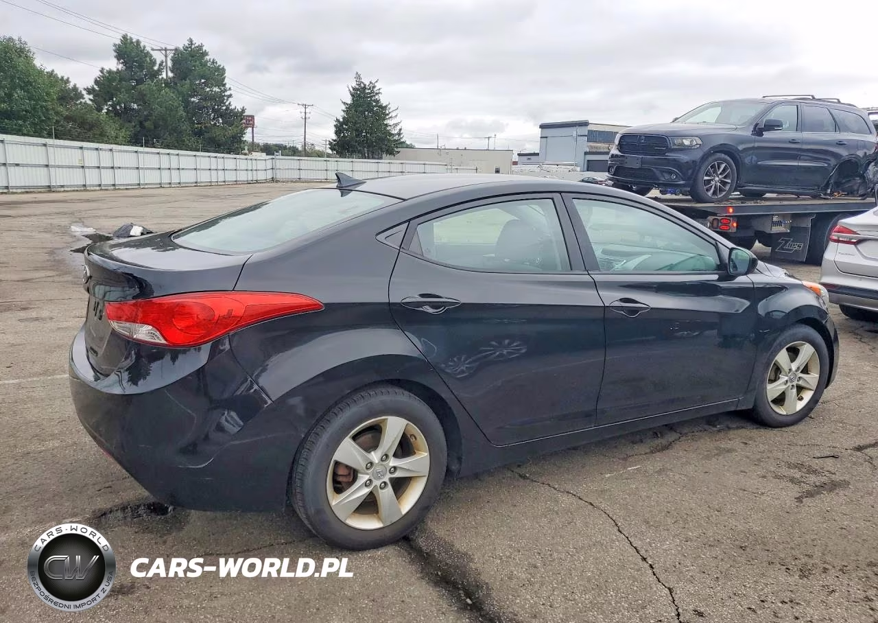 2012 Hyundai Elantra Gls VIN:5NPDH4AE3CH098072 - 3
