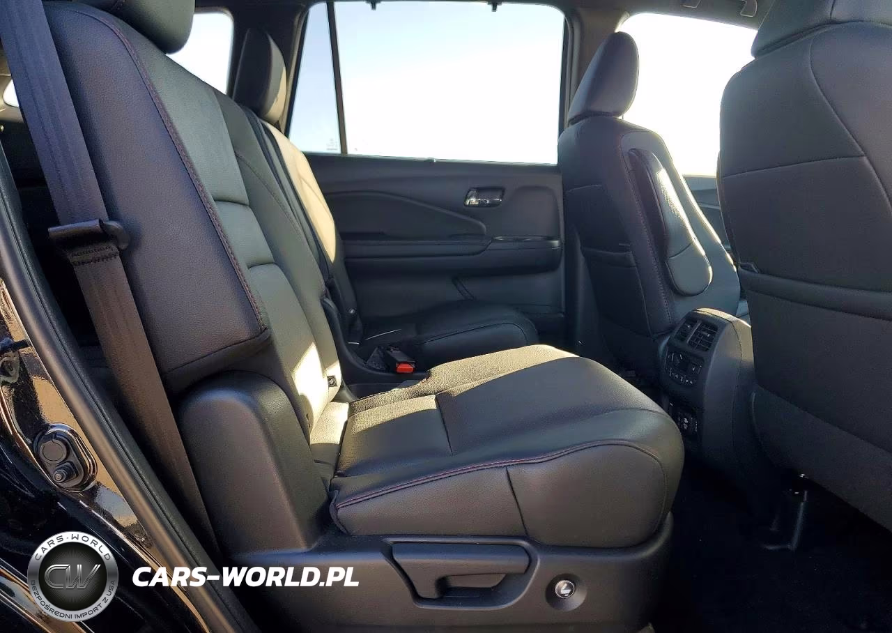 2022 Honda Pilot Black VIN:5FNYF6H7XNB047891 - 11