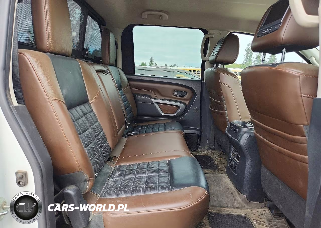 2017 Nissan Titan Xd Platinum Reserve VIN:1N6BA1F49HN554543 - 10