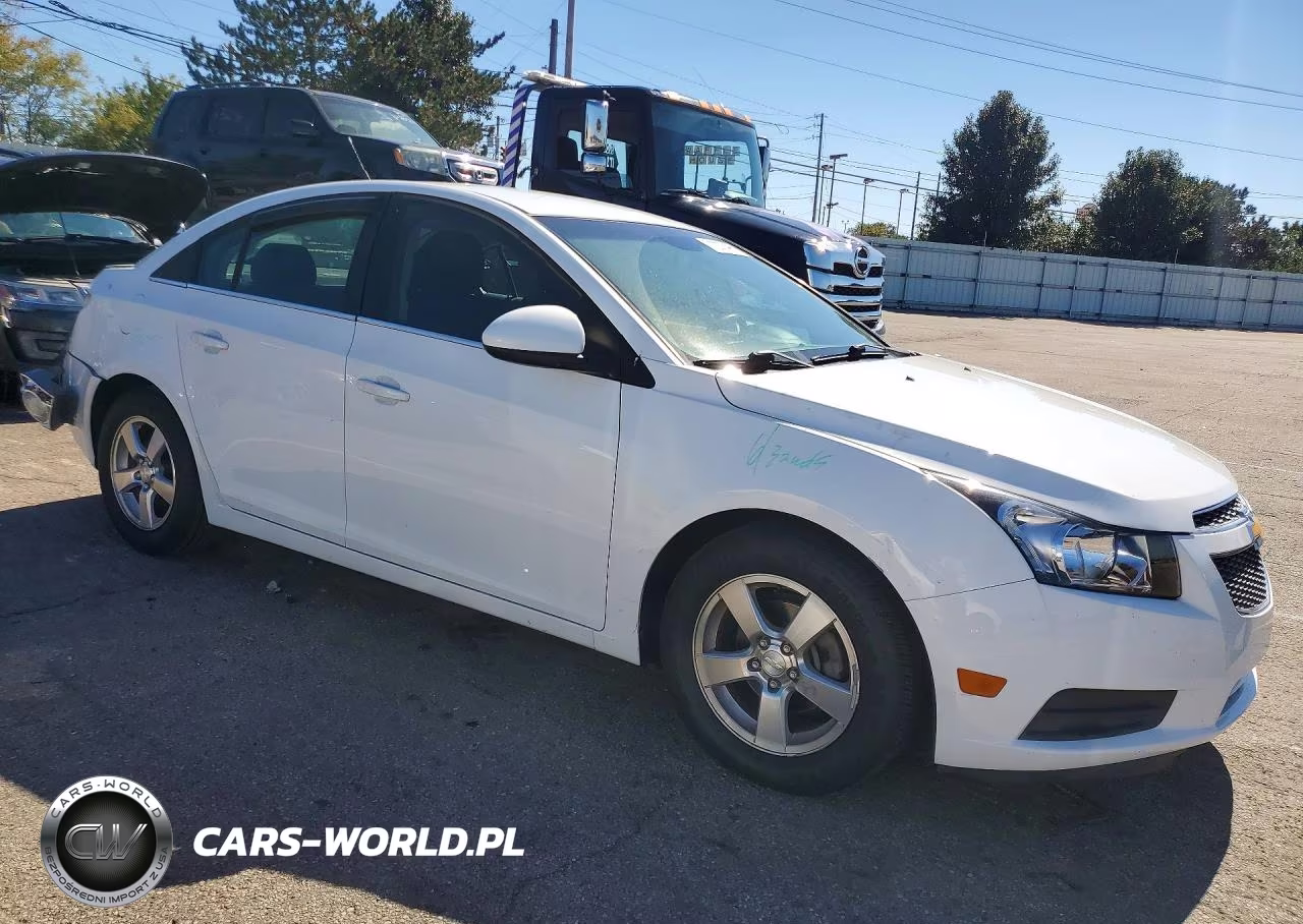 2013 Chevrolet Cruze Lt VIN:1G1PC5SB8D7183073 - 4