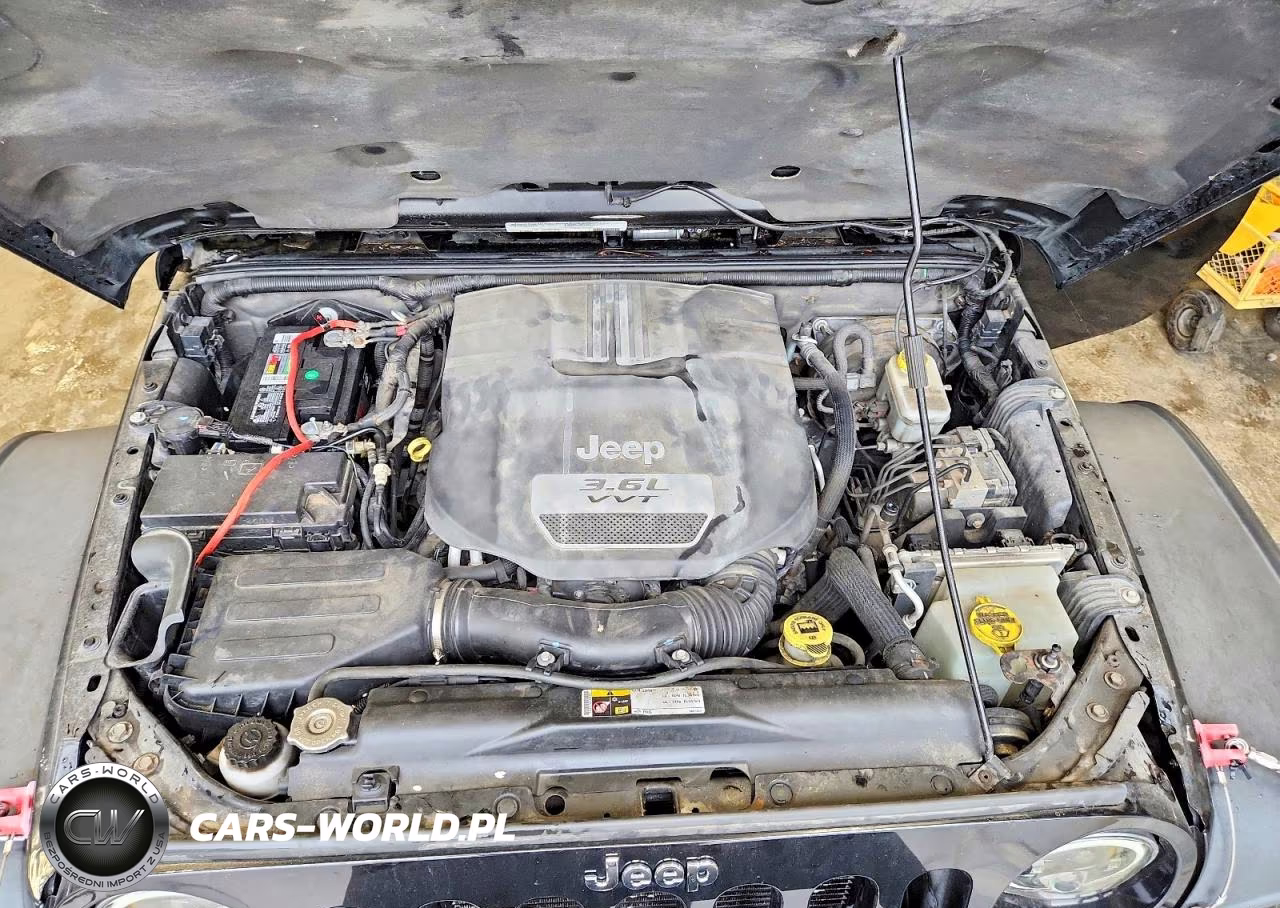 2012 Jeep Wrangler Unlimited Rubicon VIN:1C4BJWFG0CL283838 - 12