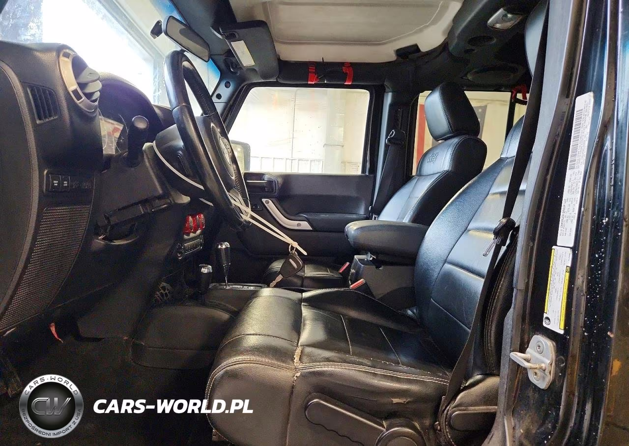 2012 Jeep Wrangler Unlimited Rubicon VIN:1C4BJWFG0CL283838 - 7