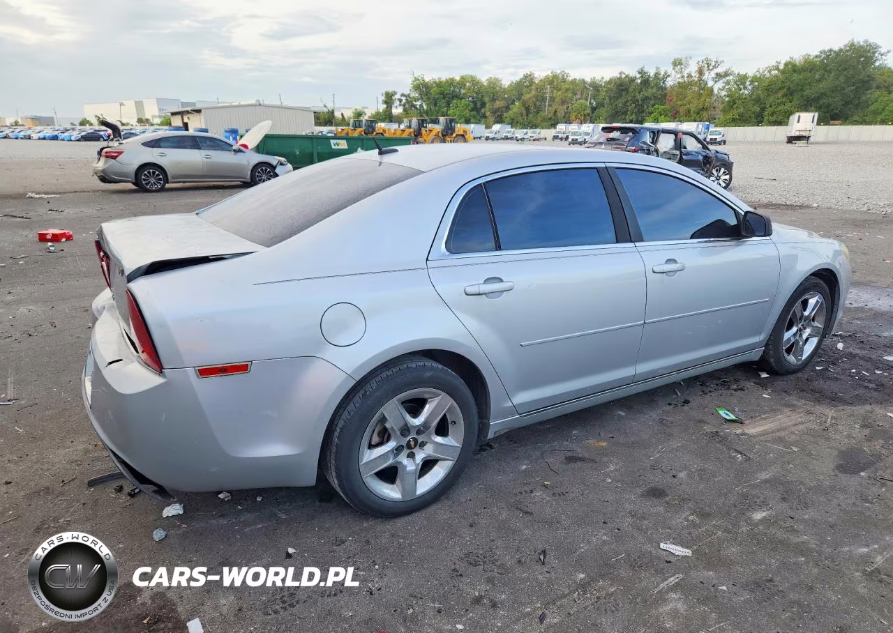 2011 Chevrolet Malibu 1Lt VIN:1G1ZC5E18BF240130 - 3