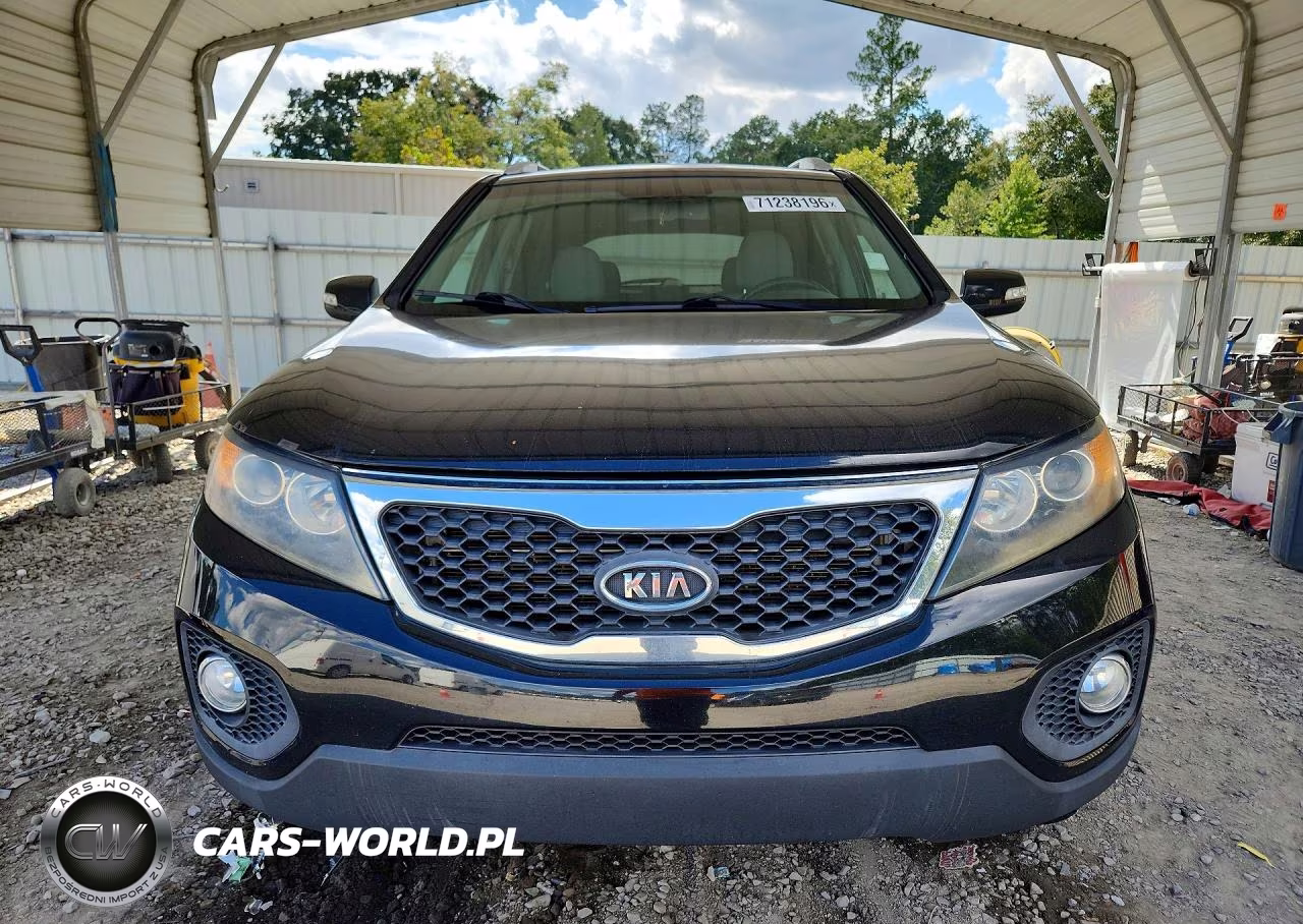 2013 Kia Sorento Lx VIN:5XYKT3A66DG341858 - 5