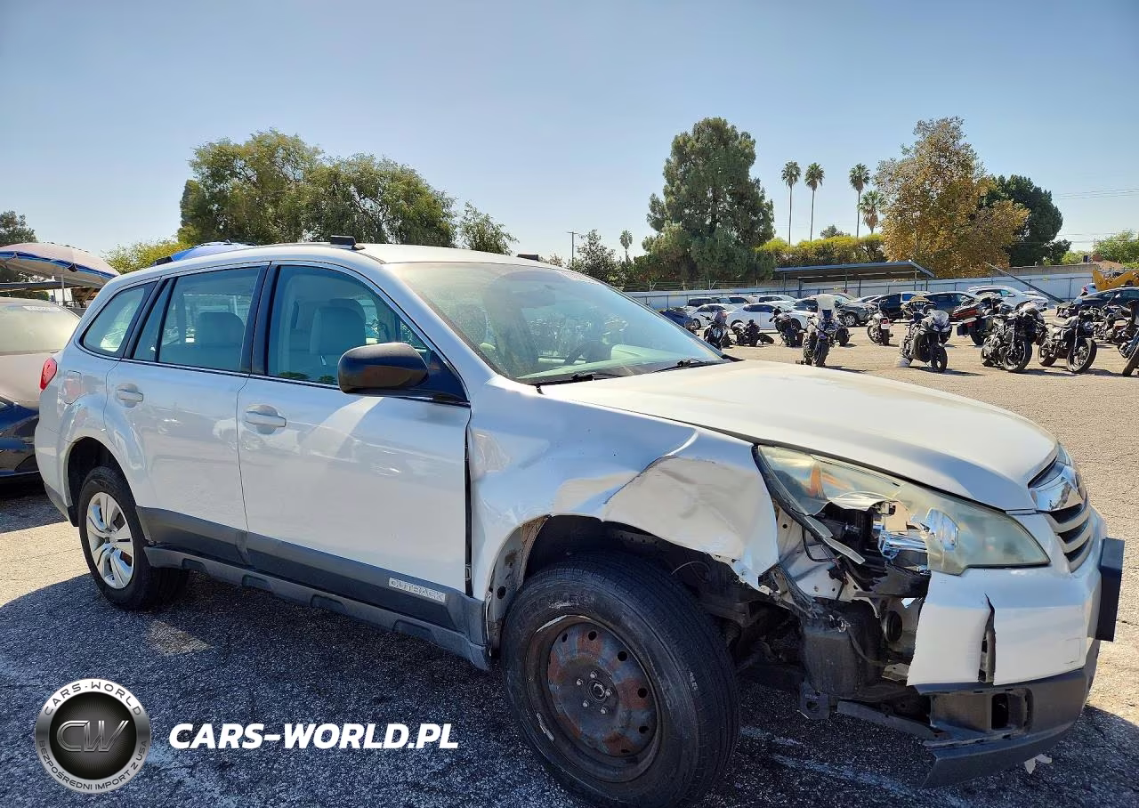 2010 Subaru Outback 2.5I VIN:4S4BRBAC5A3347516 - 4
