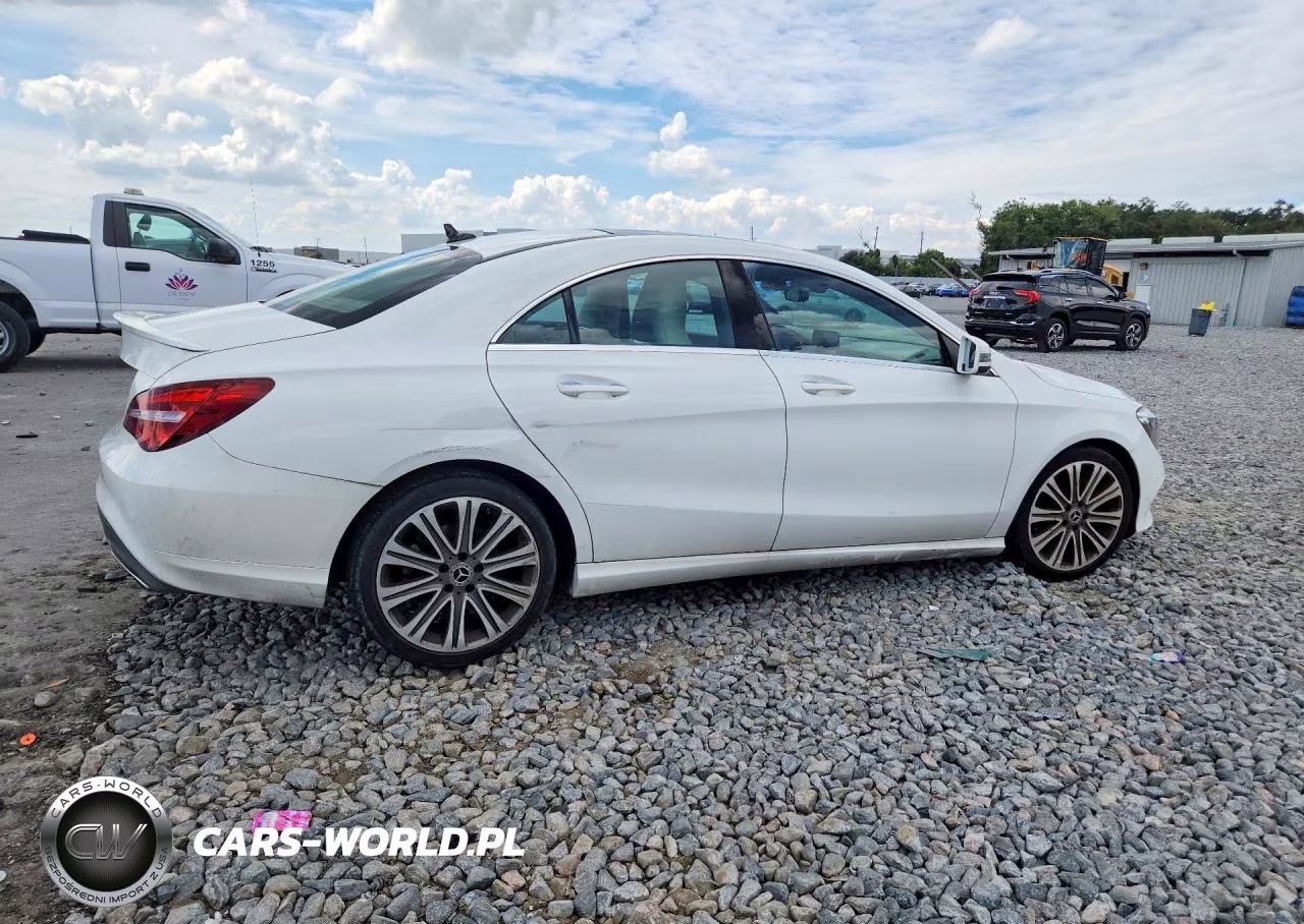 2018 Mercedes-Benz Cla 250 VIN:WDDSJ4EB6JN692119 - 3