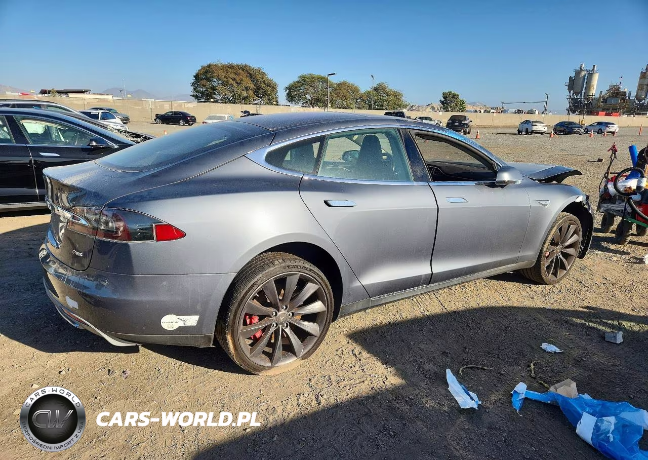 2014 Tesla Model S VIN:5YJSA1H16EFP36362 - 3