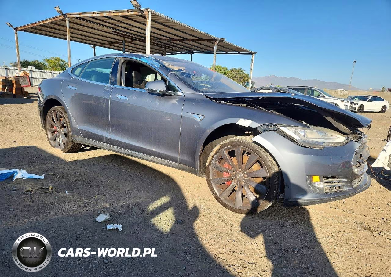 2014 Tesla Model S VIN:5YJSA1H16EFP36362 - 4
