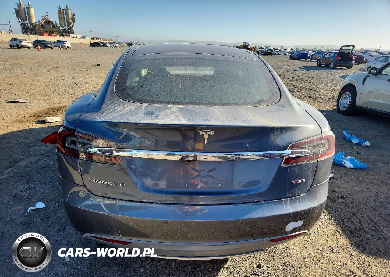 2014 Tesla Model S VIN:5YJSA1H16EFP36362 - 6