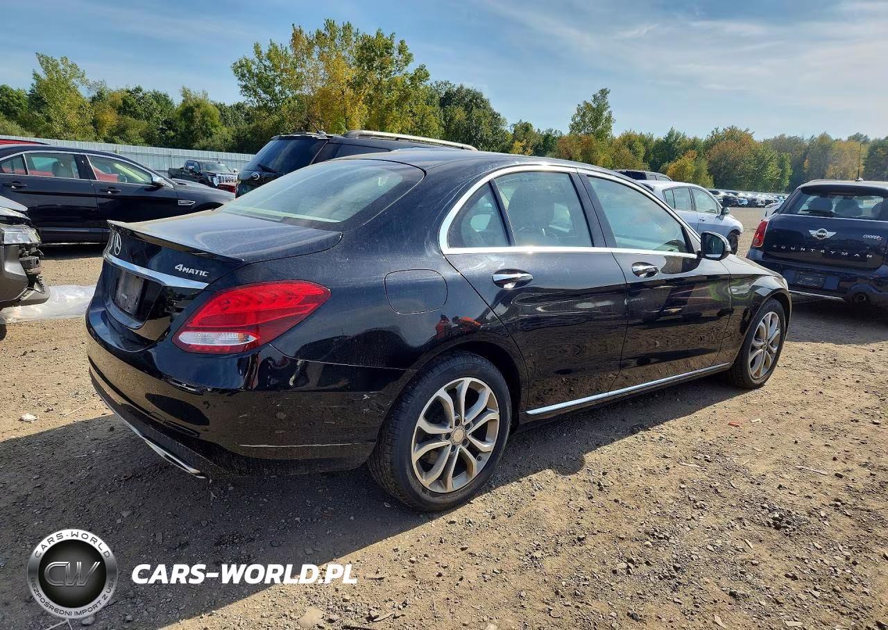 2016 Mercedes-Benz C 300 4Matic VIN:55SWF4KB8GU098669 - 3