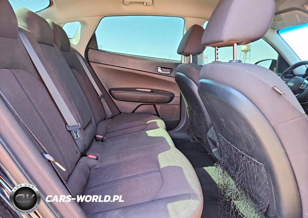 2019 Kia Optima Lx VIN:5XXGT4L31KG343355 - 10