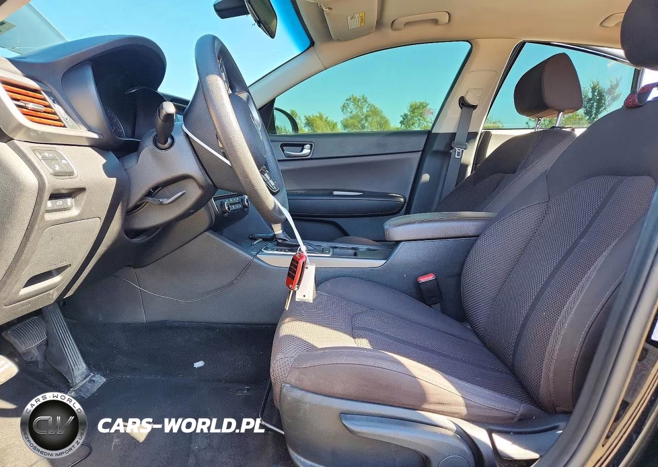 2019 Kia Optima Lx VIN:5XXGT4L31KG343355 - 7