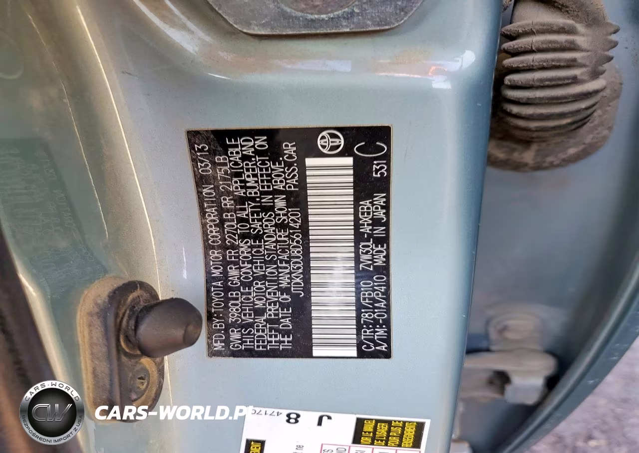 2013 Toyota Prius Two VIN:JTDKN3DU8D5614201 - 12