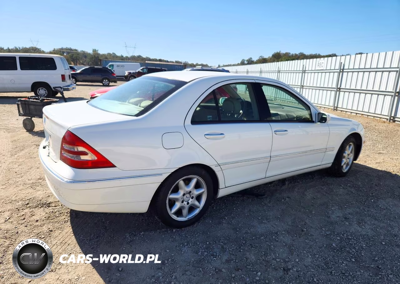 2003 Mercedes-Benz C 240 VIN:WDBRF61J73F345851 - 3