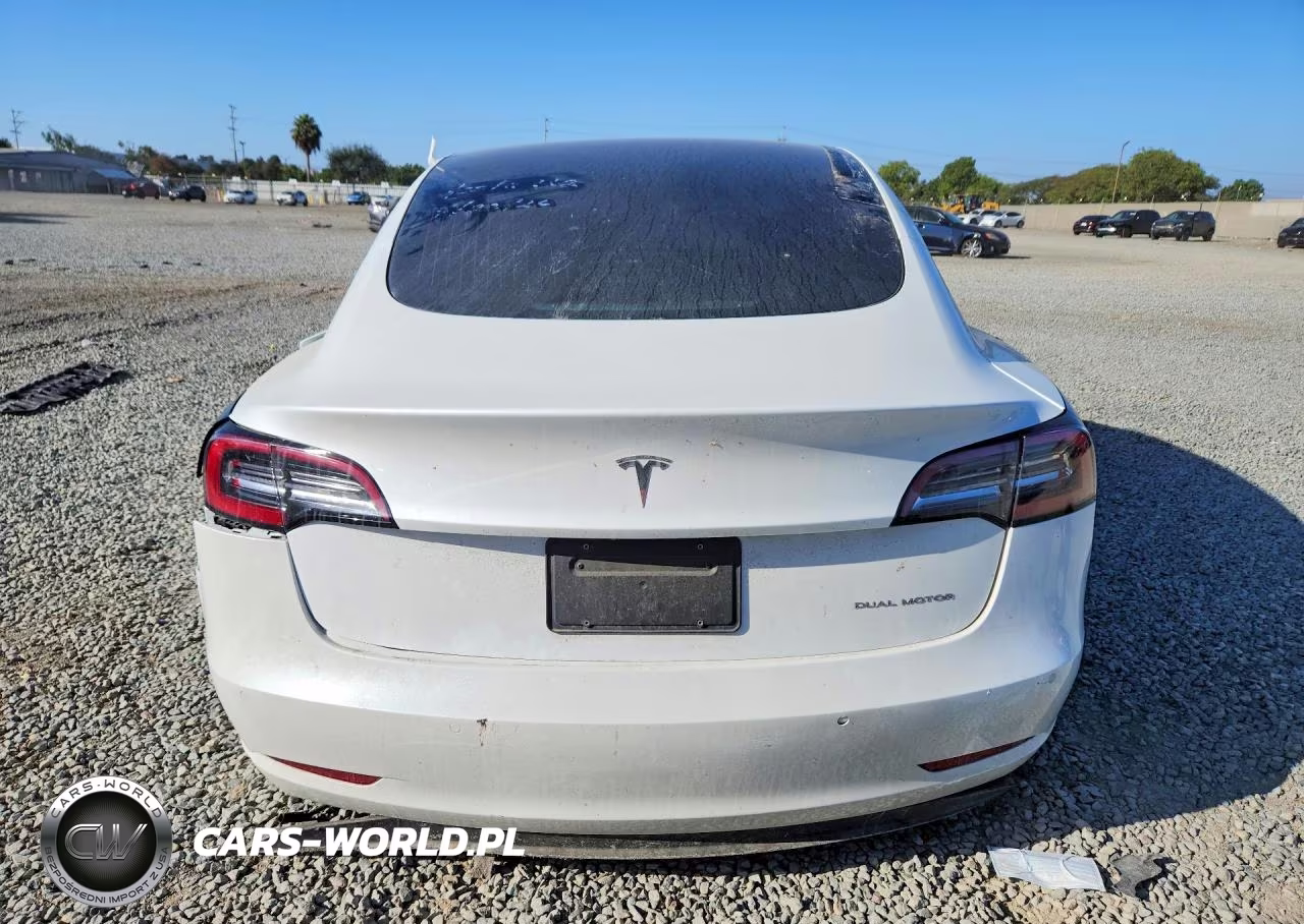 2019 Tesla Model 3 VIN:5YJ3E1EB8KF421841 - 6