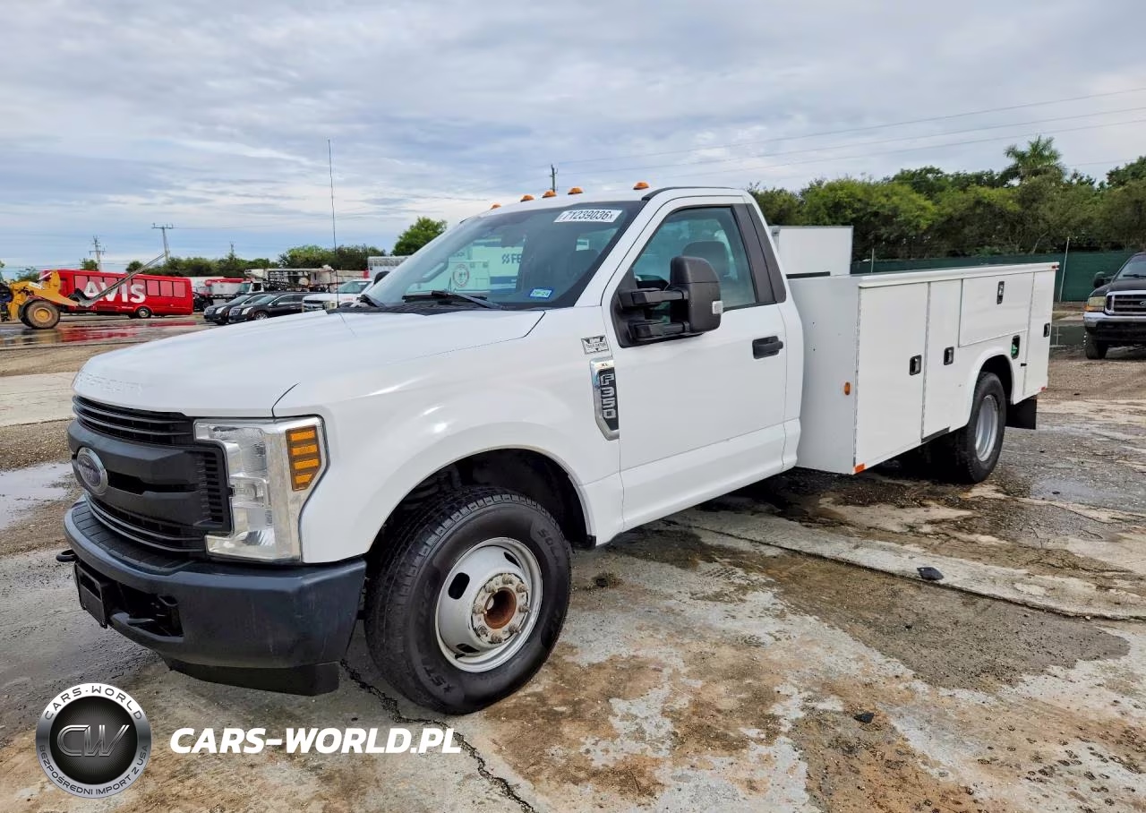2018 Ford F350 Super Duty VIN:1FDRF3GT5JEC20077 - 1