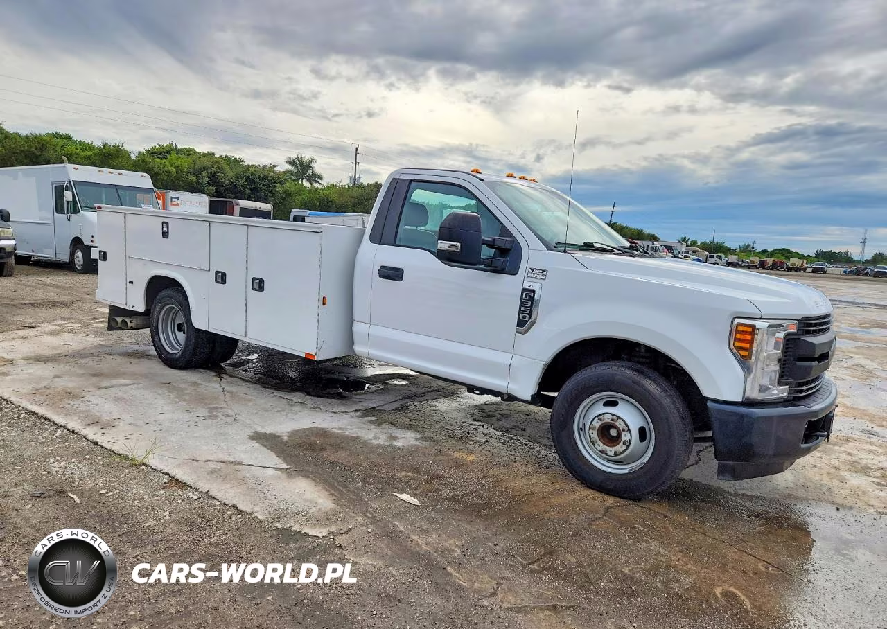 2018 Ford F350 Super Duty VIN:1FDRF3GT5JEC20077 - 4