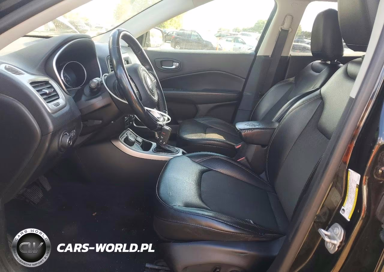 2018 Jeep Compass Latitude VIN:3C4NJDBB7JT291223 - 7