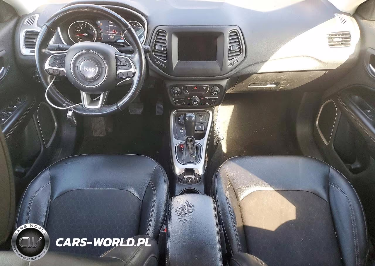 2018 Jeep Compass Latitude VIN:3C4NJDBB7JT291223 - 8