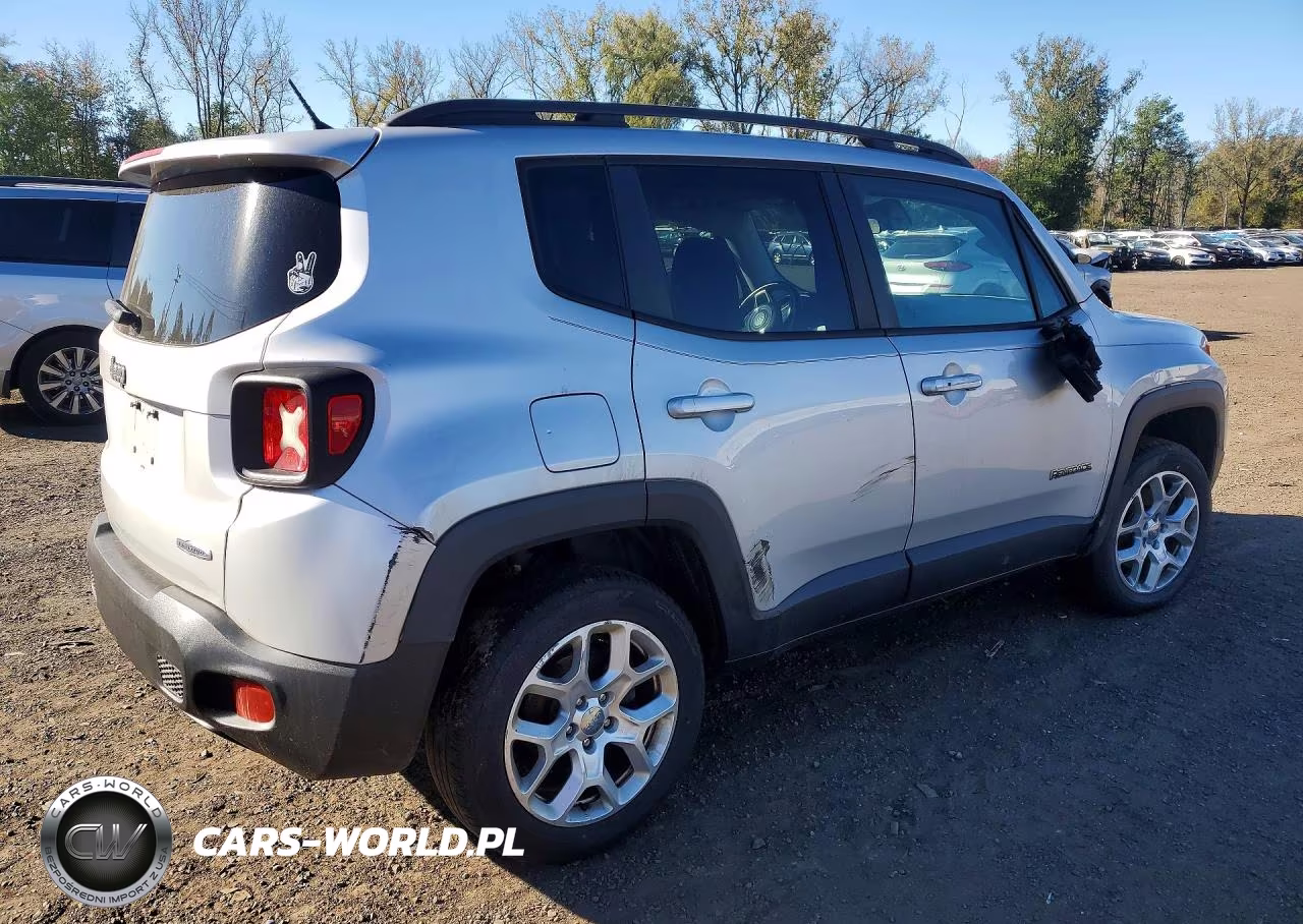 2015 Jeep Renegade Latitude VIN:ZACCJBBT8FPB34691 - 3