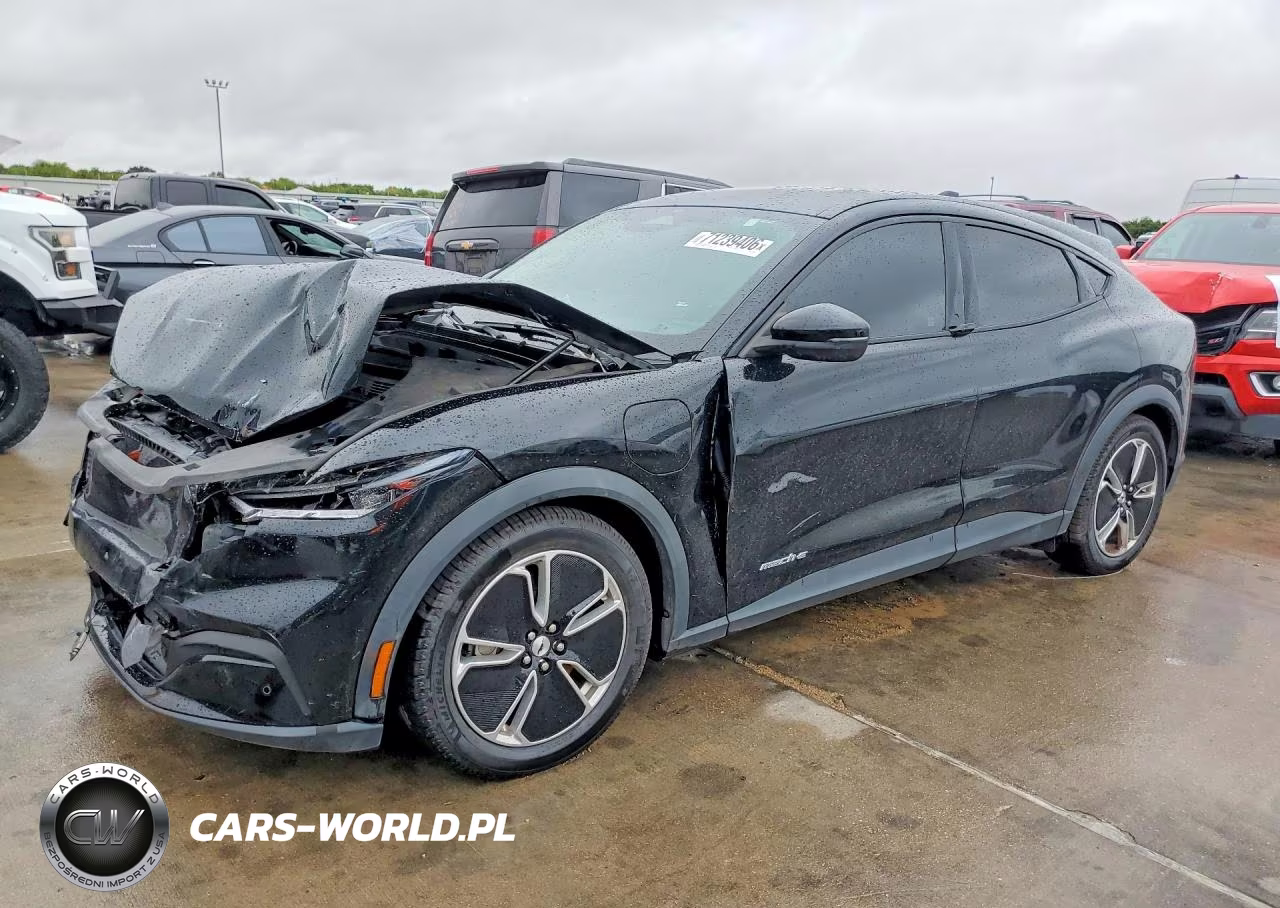 2021 Ford Mustang Mach-E Select