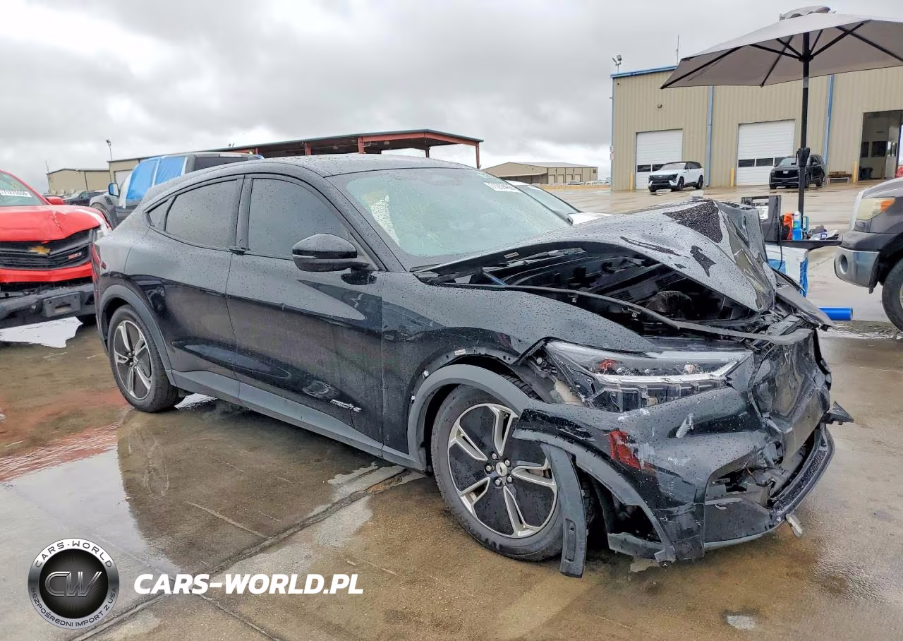 2021 Ford Mustang Mach-E Select VIN:3FMTK1RM4MMA19345 - 4