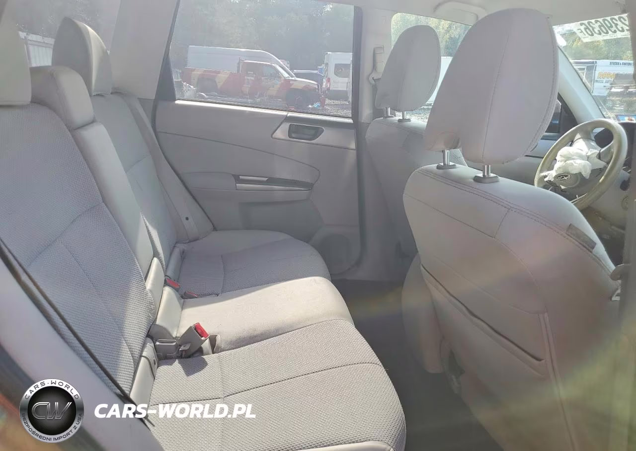 2011 Subaru Forester 2.5X VIN:JF2SHABC5BH756072 - 10