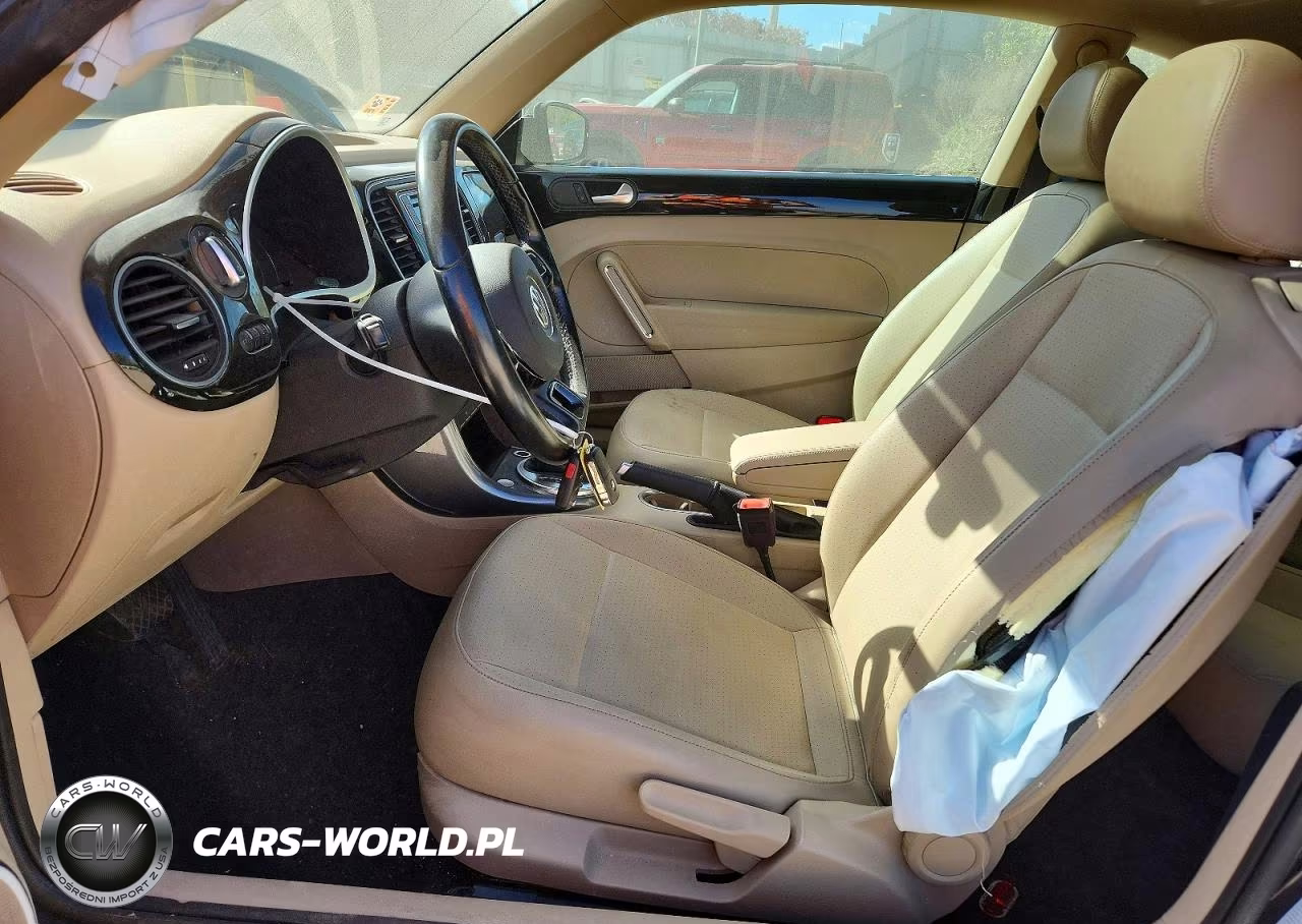2018 Volkswagen Beetle Se VIN:3VWJD7AT4JM712288 - 7