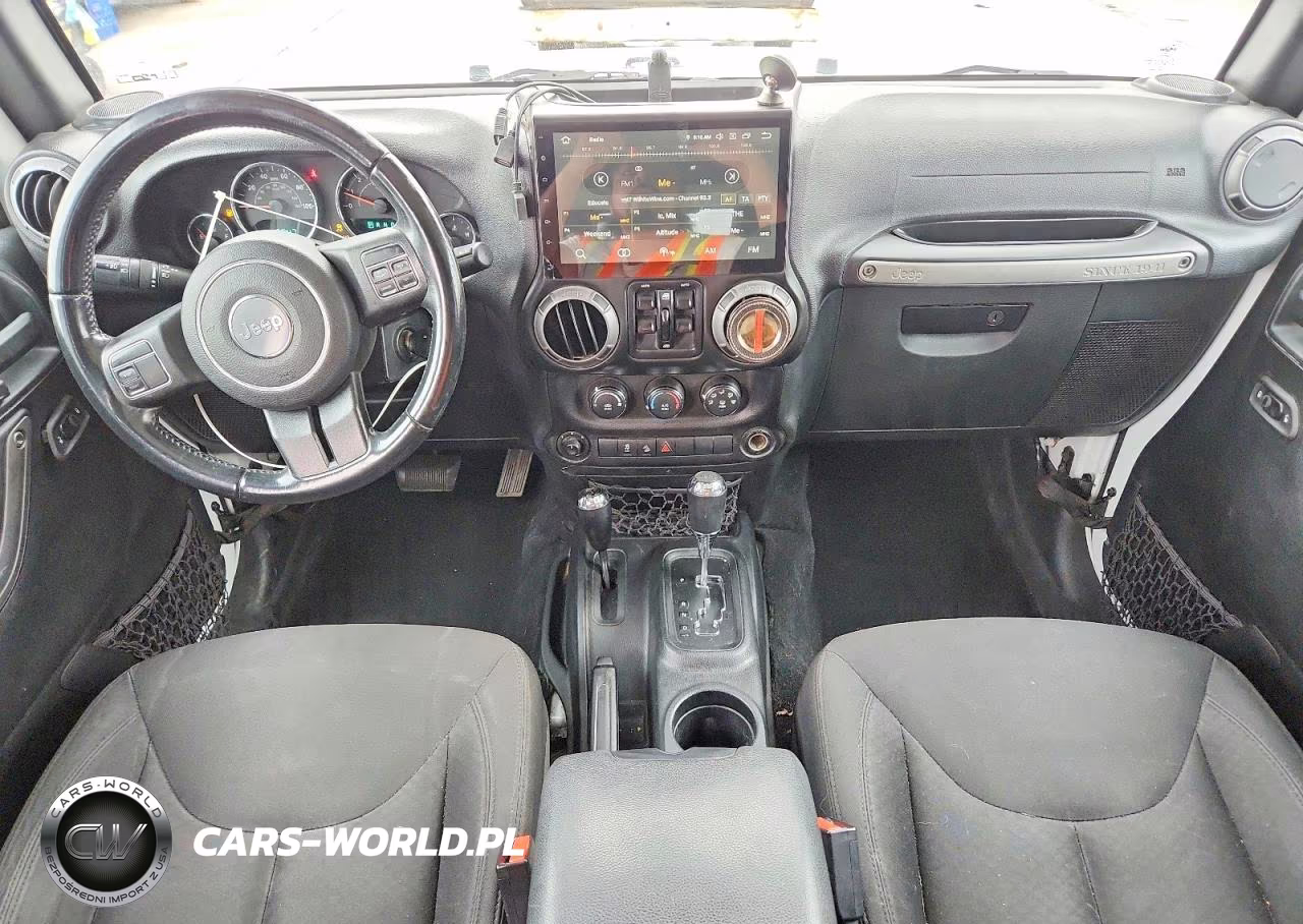 2017 Jeep Wrangler Unlimited Sport VIN:1C4HJWDG6HL718592 - 8