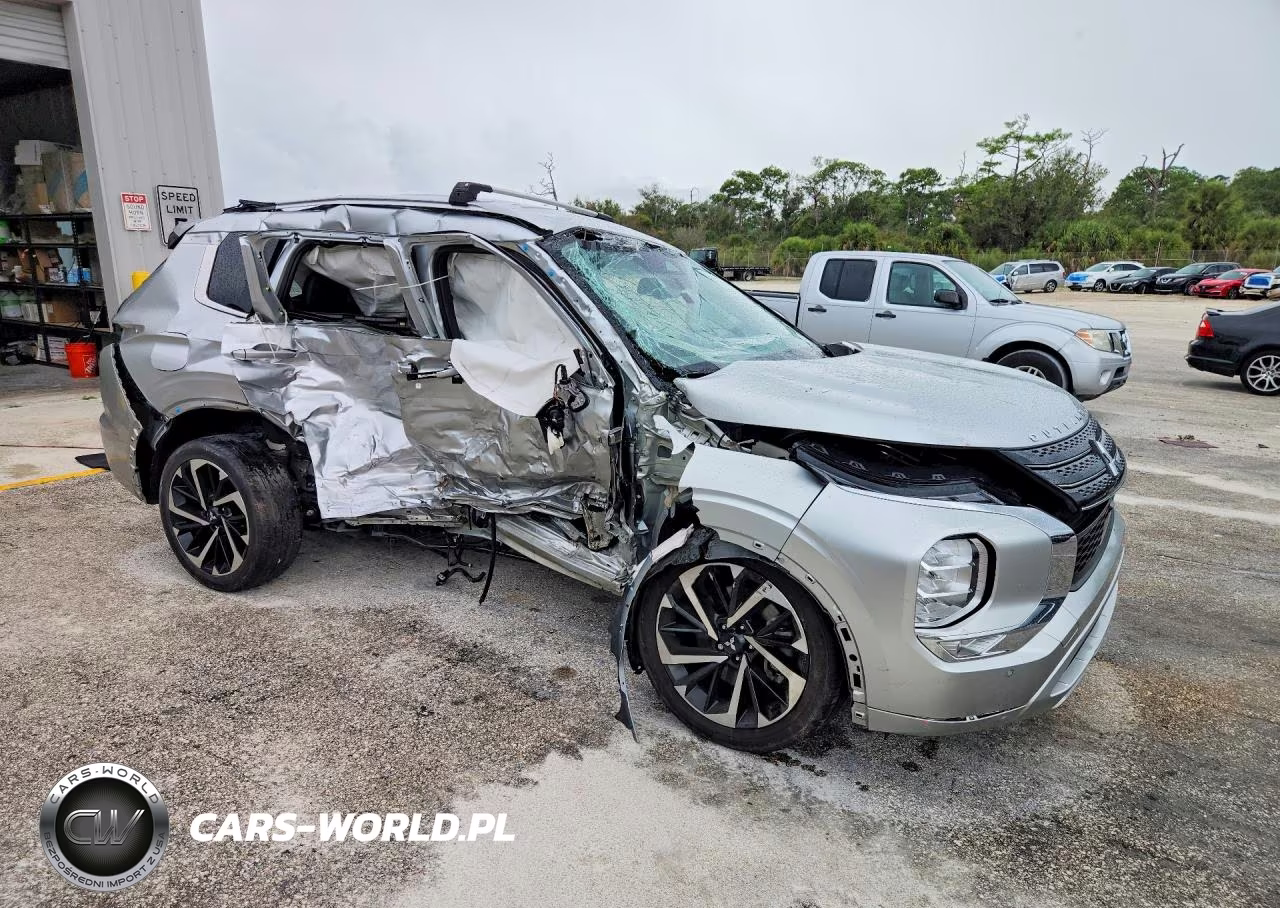 2024 Mitsubishi Outlander Sel VIN:JA4J3WA85RZ016698 - 4