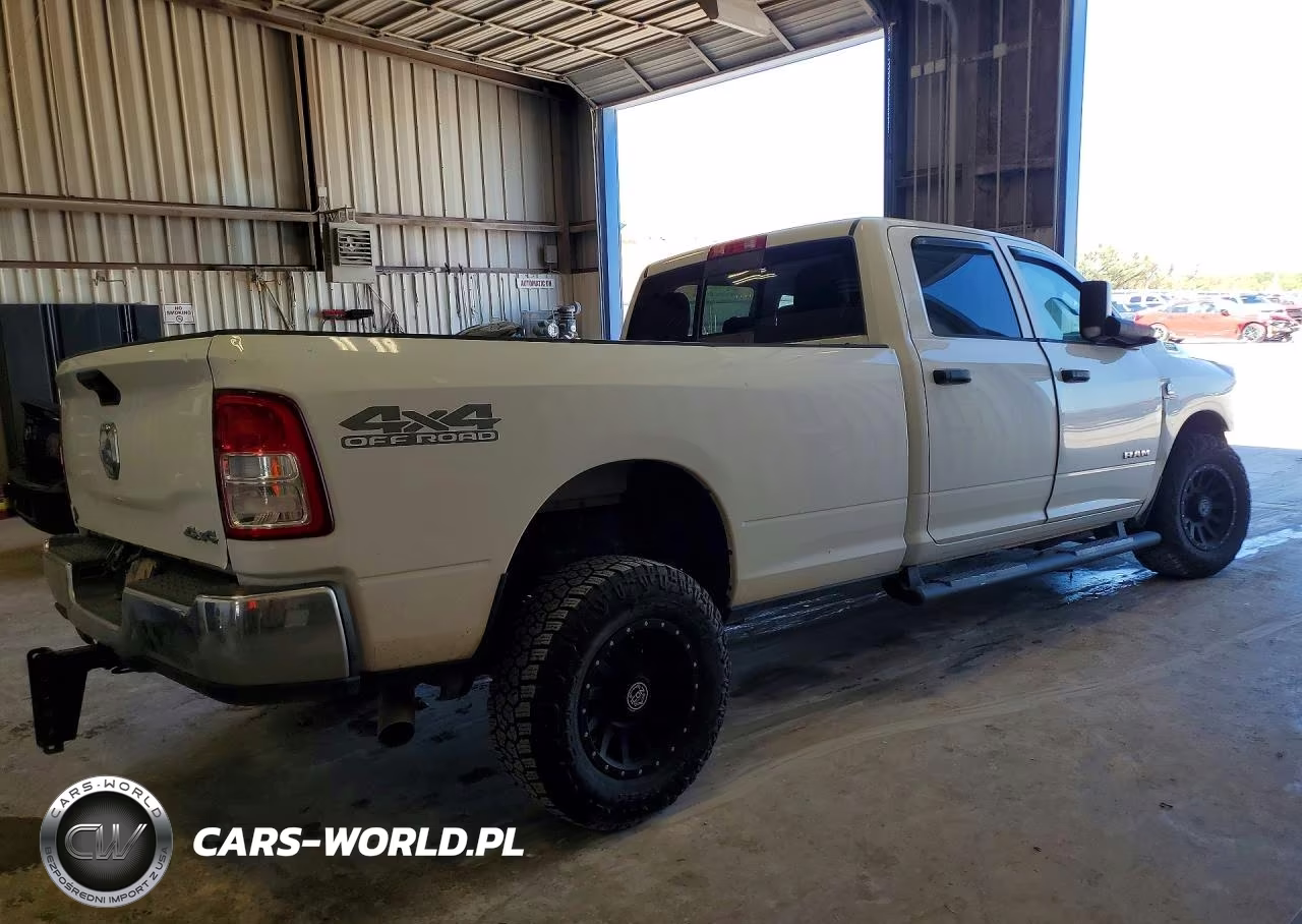 2022 Ram 2500 Tradesman VIN:3C6UR5HL8NG105415 - 3