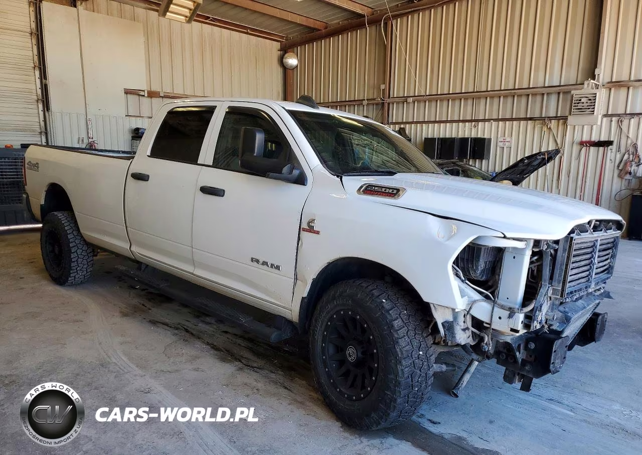 2022 Ram 2500 Tradesman VIN:3C6UR5HL8NG105415 - 4