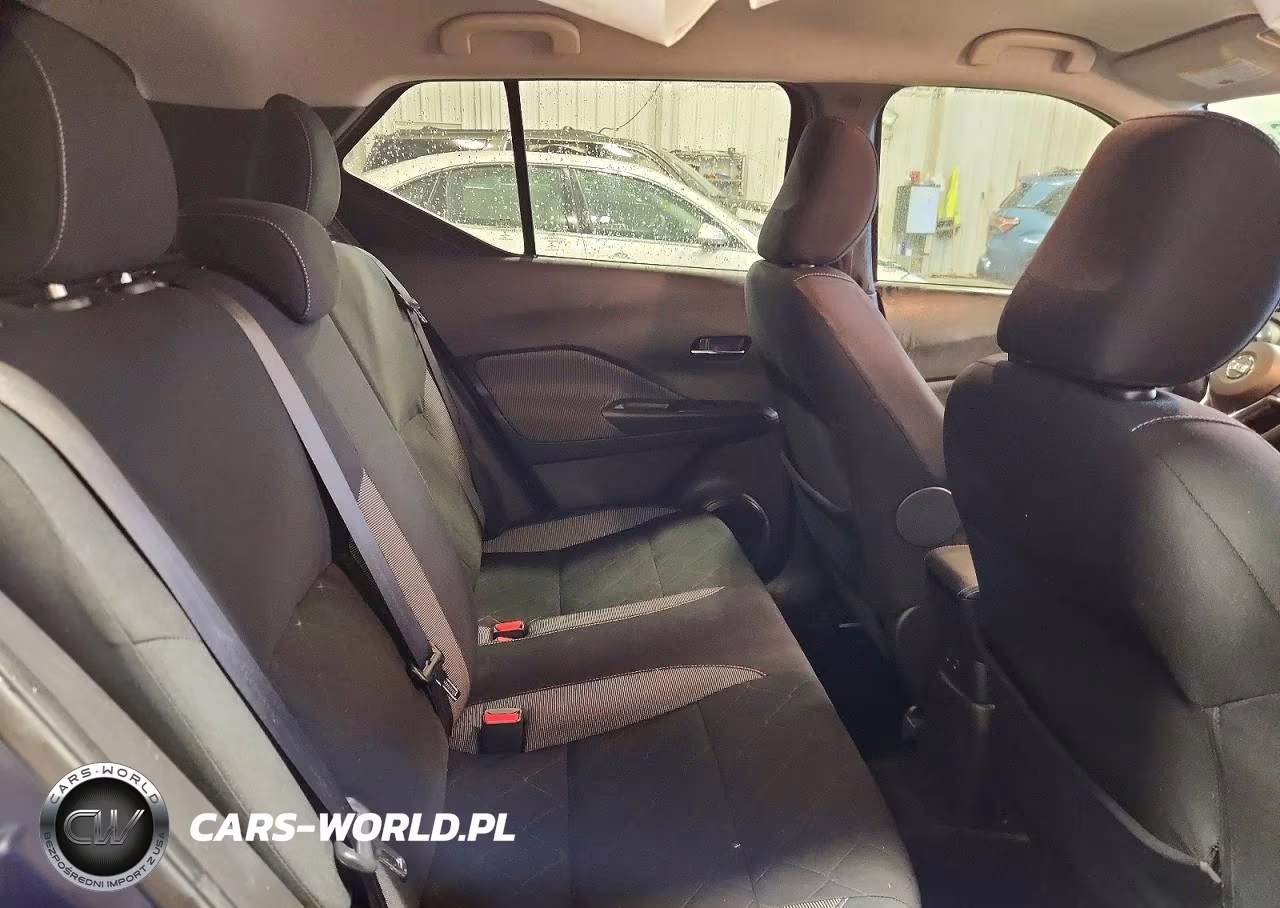 2019 Nissan Kicks Sv VIN:3N1CP5CU4KL567678 - 10