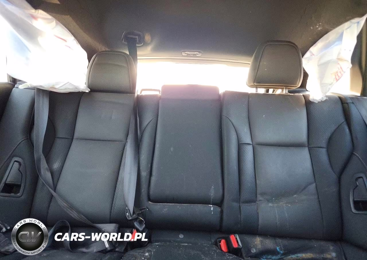 2024 Subaru Outback Wilderness VIN:4S4BTGSD4R3133389 - 10
