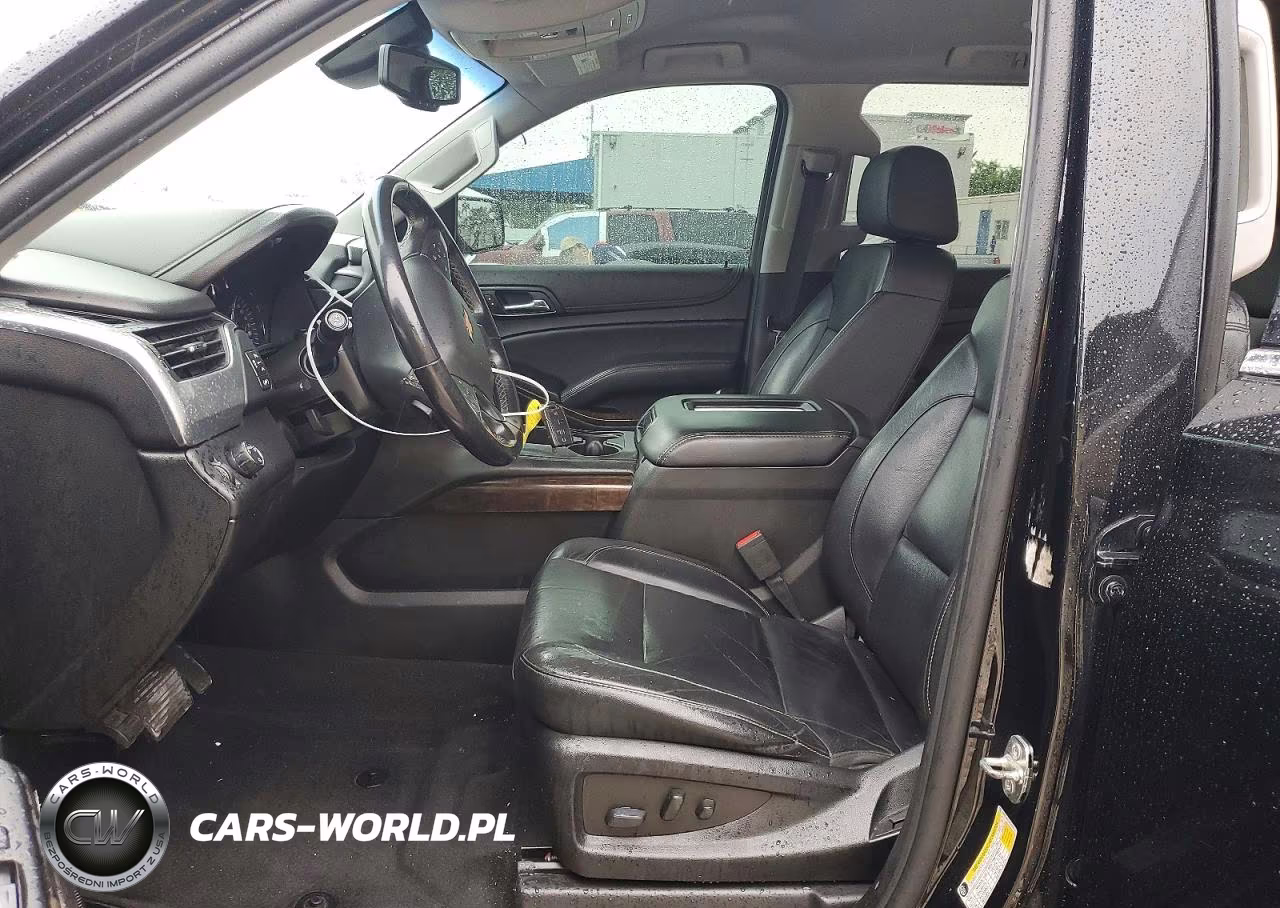 2019 Chevrolet Suburban C1500 Lt VIN:1GNSCHKC4KR398731 - 7
