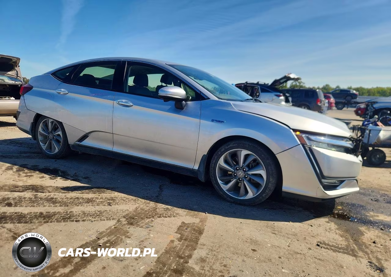2018 Honda Clarity Touring VIN:JHMZC5F32JC023503 - 4