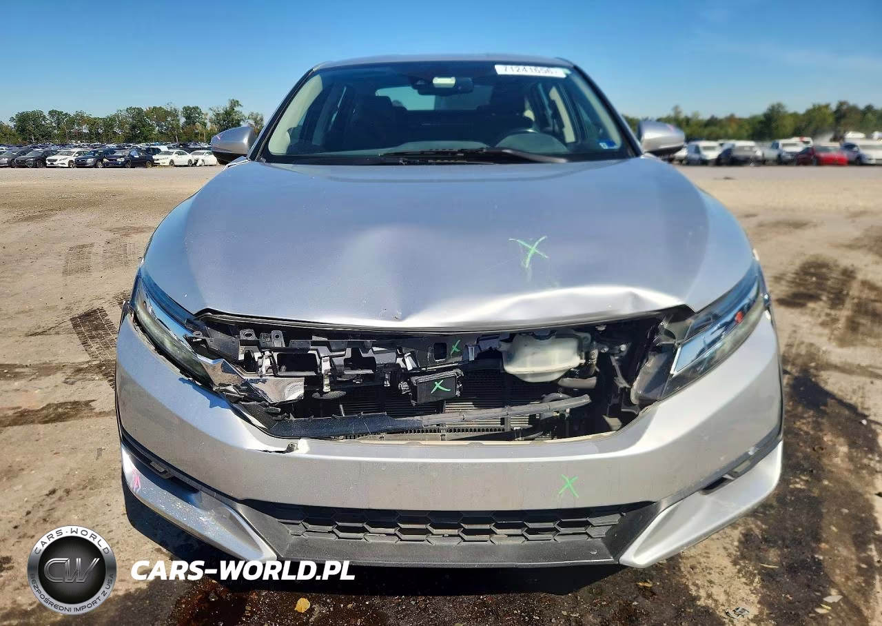 2018 Honda Clarity Touring VIN:JHMZC5F32JC023503 - 5