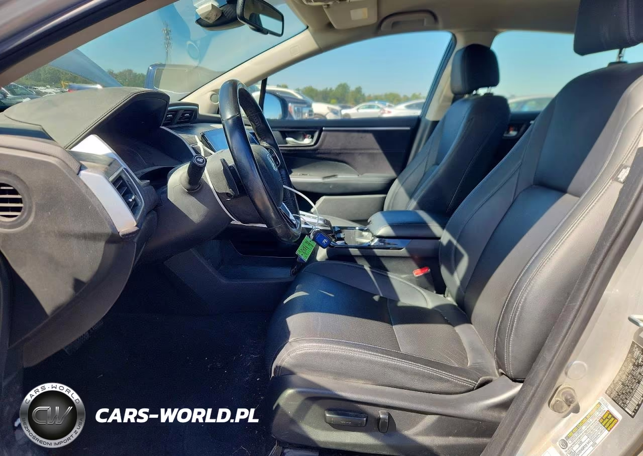 2018 Honda Clarity Touring VIN:JHMZC5F32JC023503 - 7