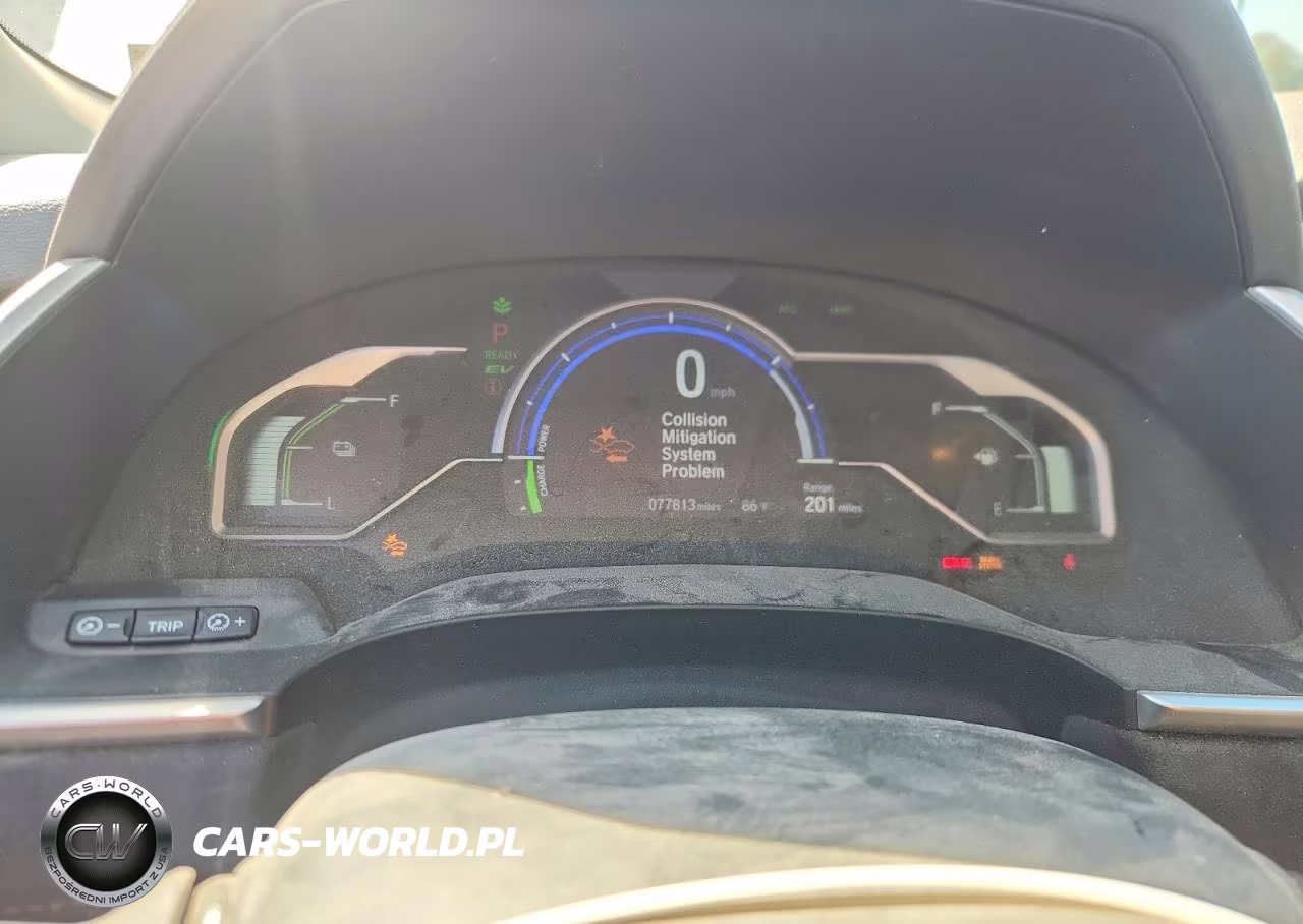 2018 Honda Clarity Touring VIN:JHMZC5F32JC023503 - 9