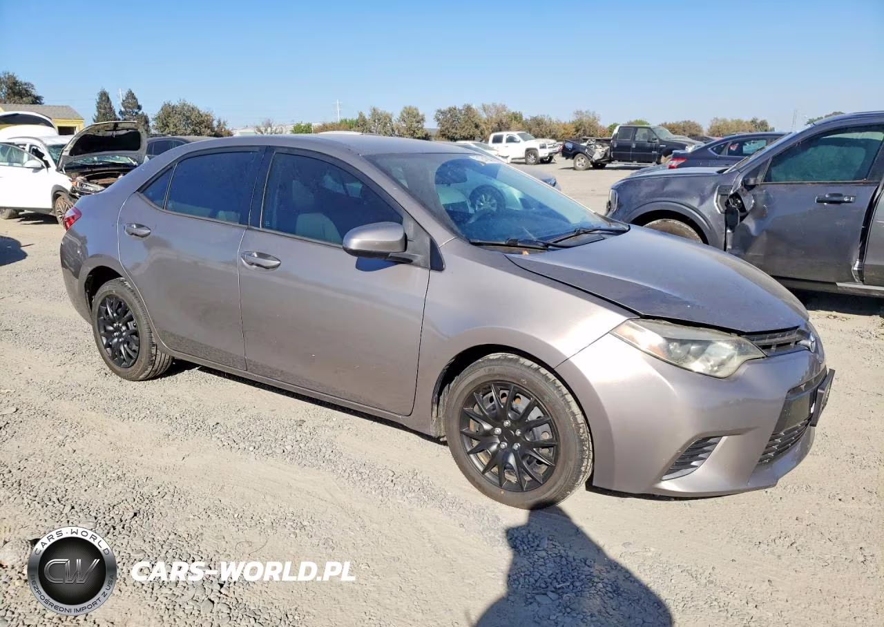 2016 Toyota Corolla Le VIN:2T1BURHE3GC636249 - 4