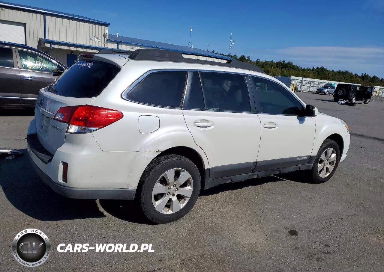 2010 Subaru Outback 2.5I Premium VIN:4S4BRCBC5A1331414 - 3