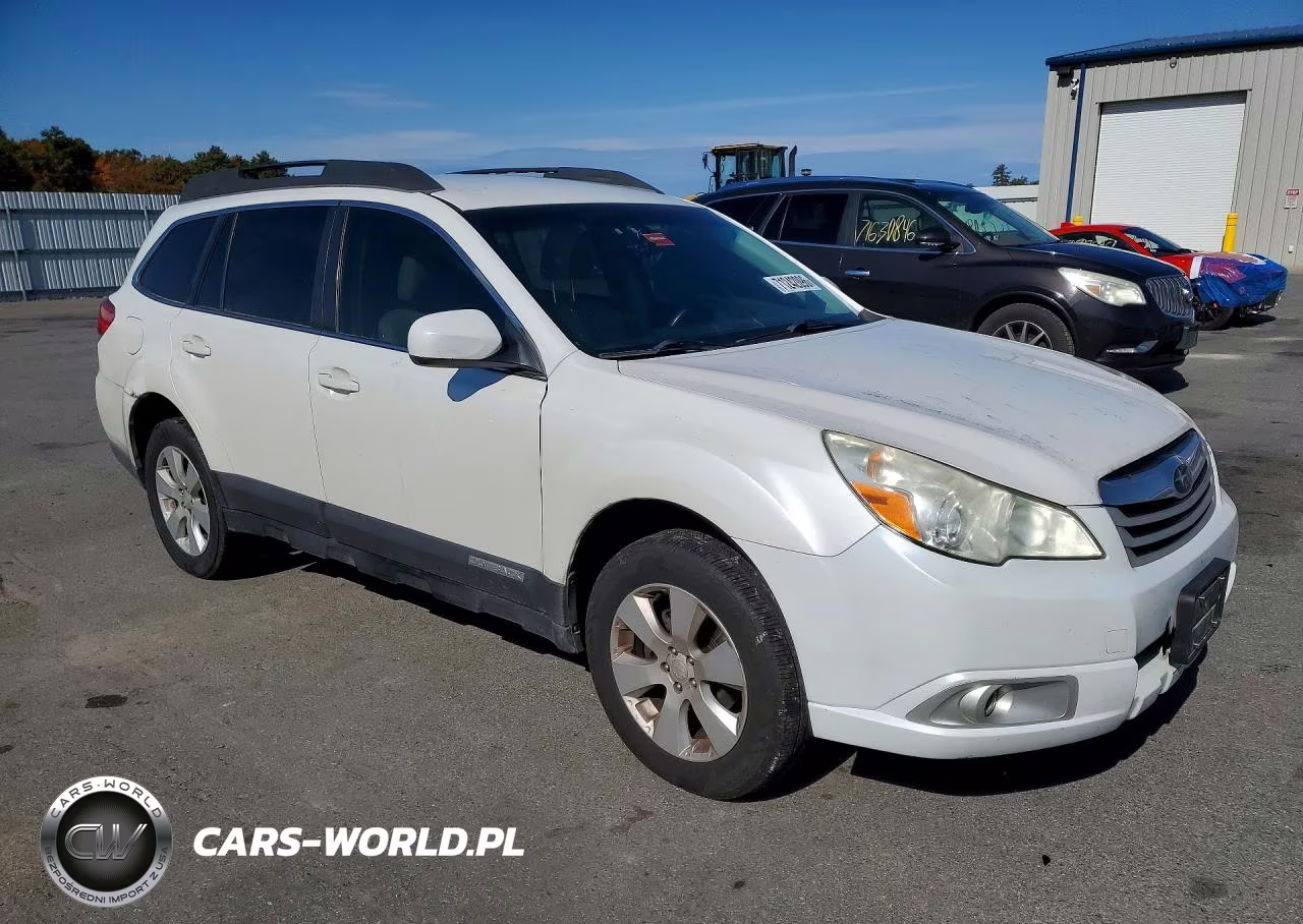 2010 Subaru Outback 2.5I Premium VIN:4S4BRCBC5A1331414 - 4